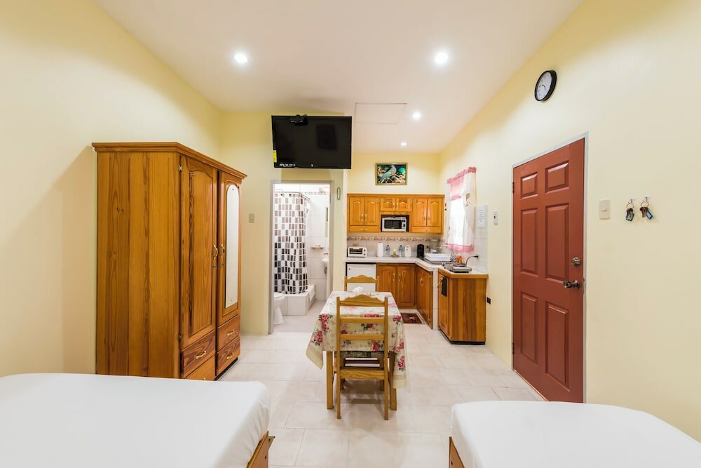 Фото Travel Suites Ltd