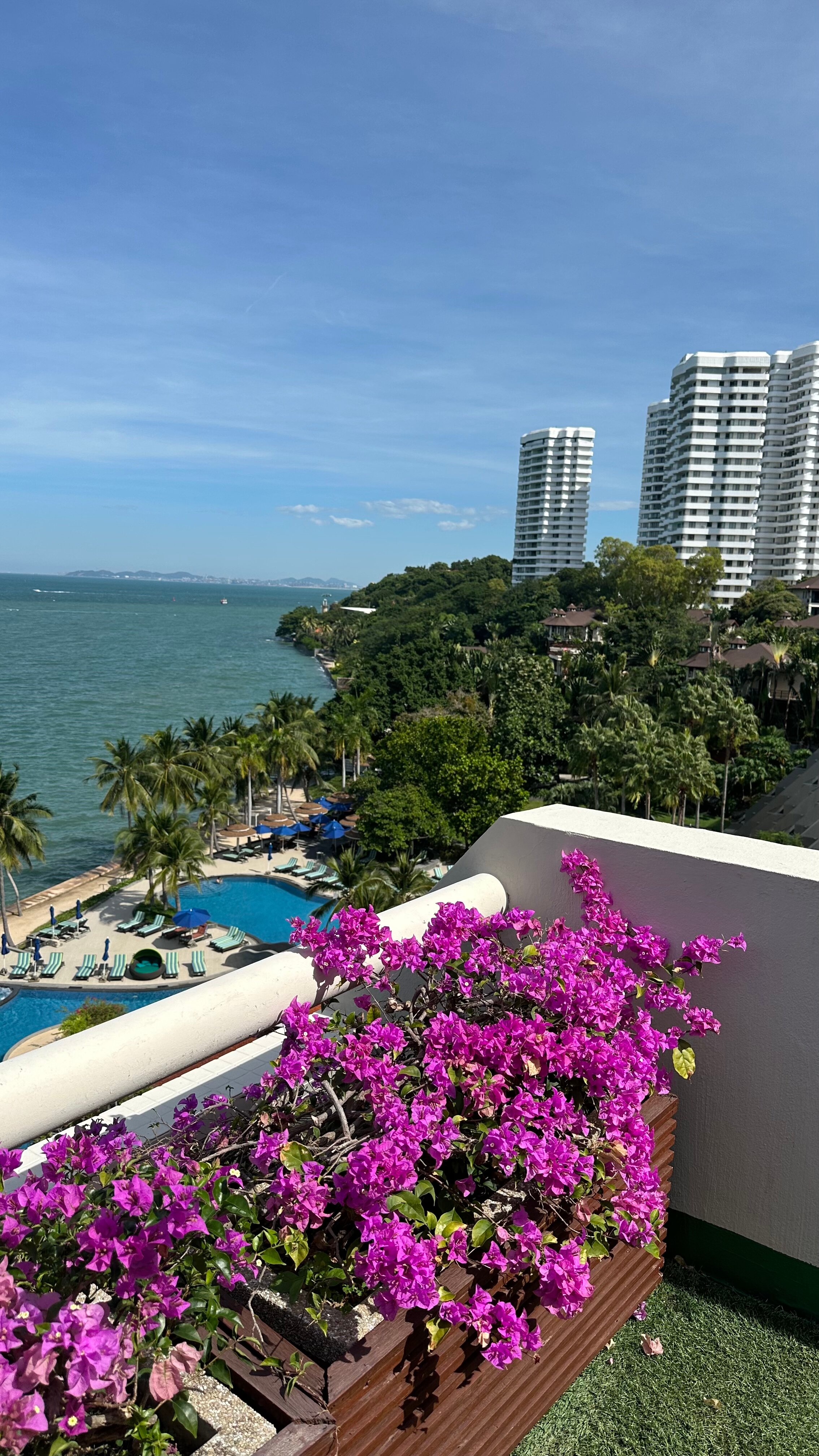 Фото Royal Cliff Beach Terrace Hotel