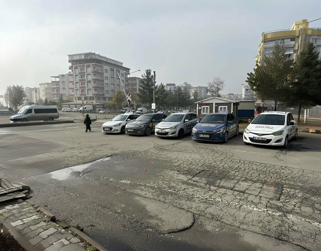 Driving school Ilhan Ugur Driving School, Batman, photo