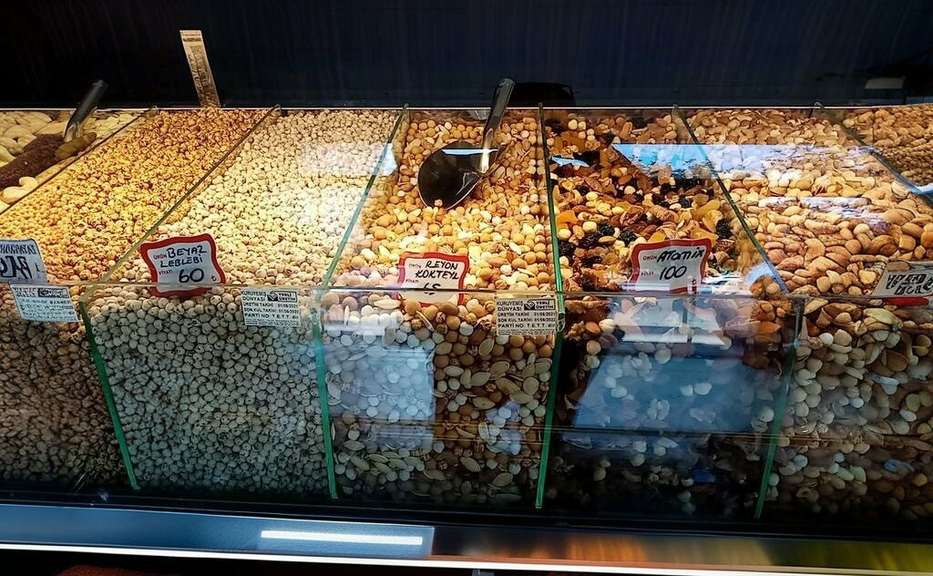 Nuts, snacks, dried fruits Nut World, Talas, photo