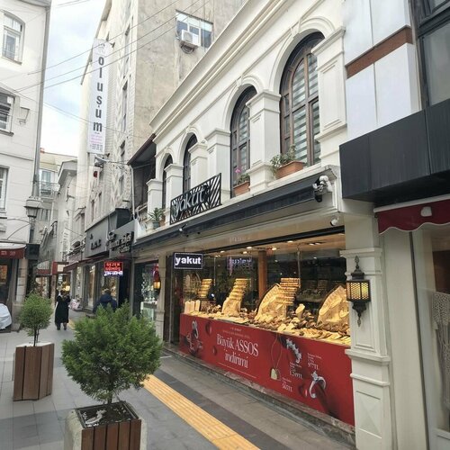 Yakut Kuyumculuk Fotoğraf 1