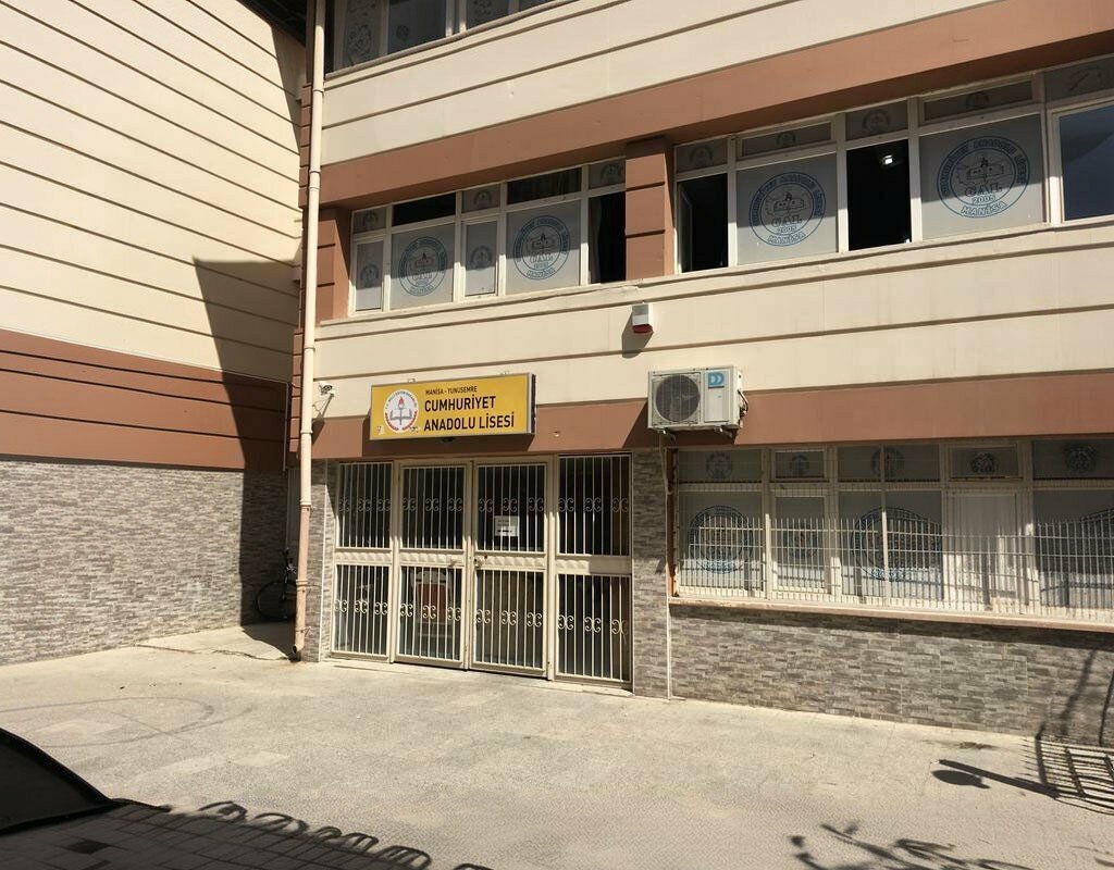 Lyceum Cumhuriyet Anadolu Lisesi, Manisa, photo