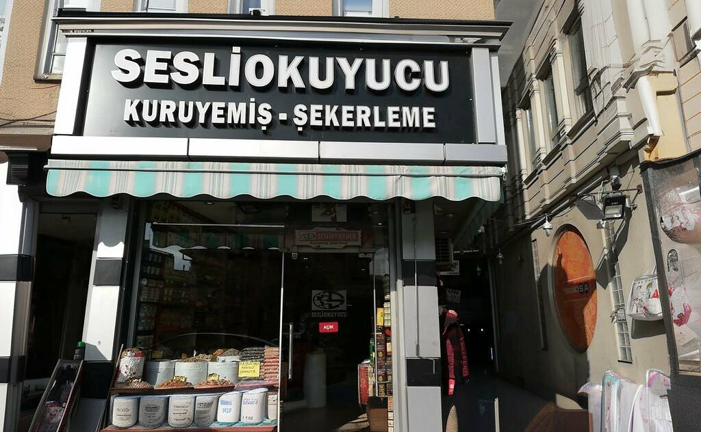 Nuts, snacks, dried fruits Sesliokuyucu Kuruyemis Sekerleme, Kilis, photo