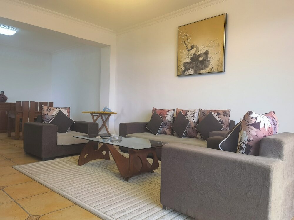 Фото Chateau Towers Hotel Apartment