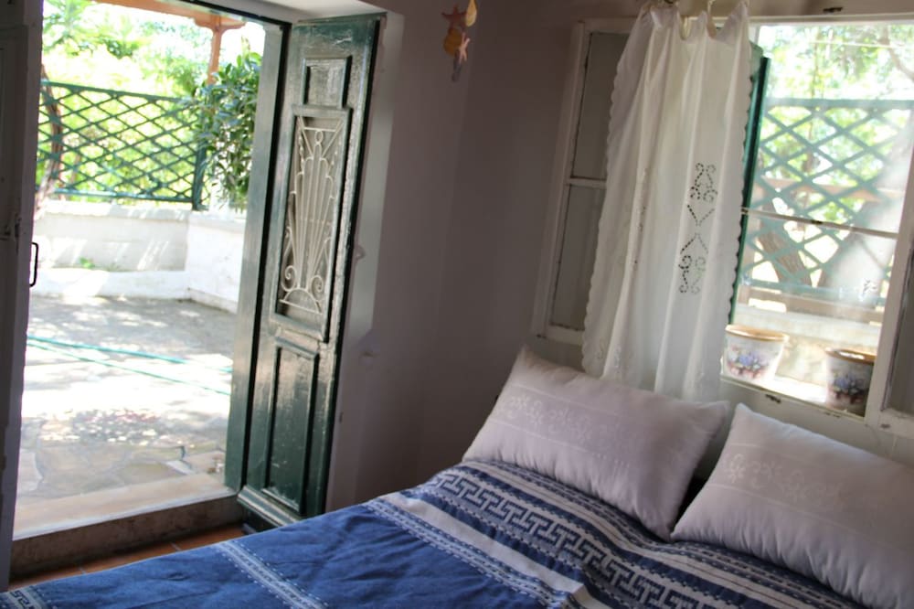 Фото Chios Stone House