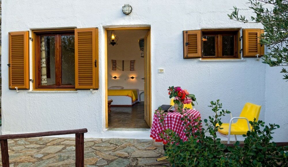 Фото Kounenos Apartments