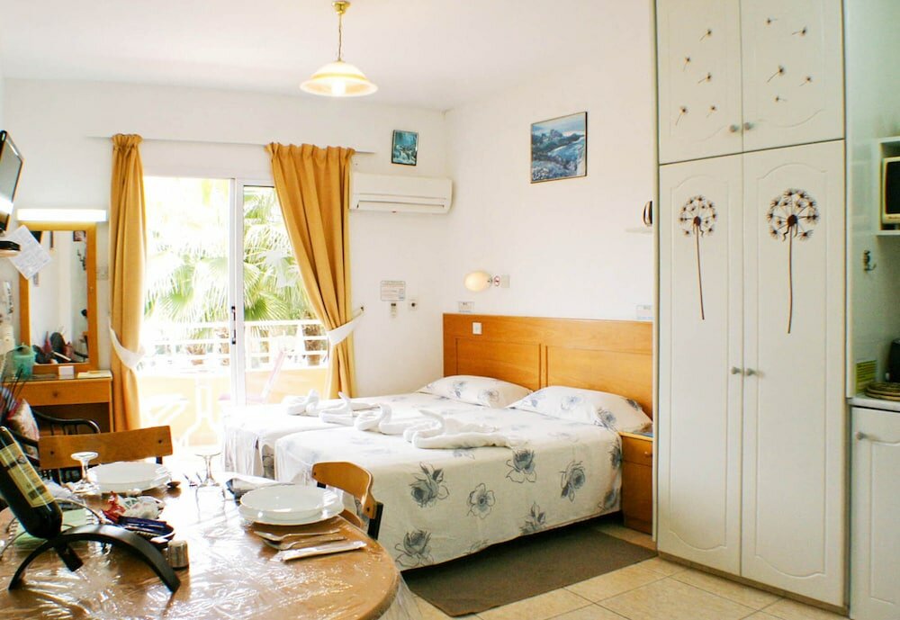 Фото Apollonia Holiday Apartments
