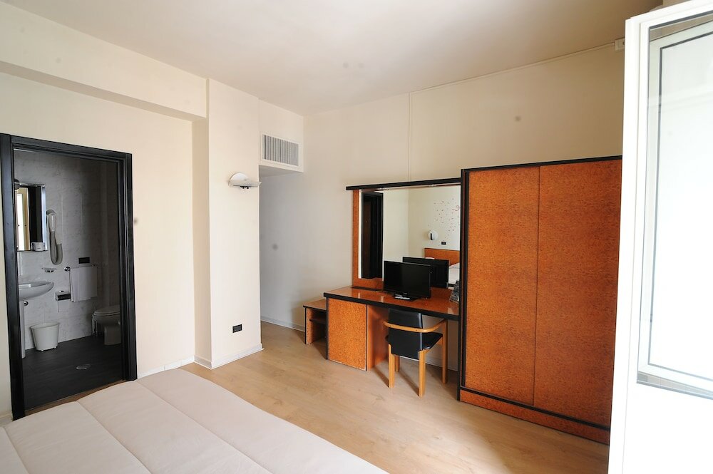 Фото Hotel Scigliano