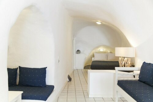 Гостиница WhiteDeck Hotel в Имеровигли