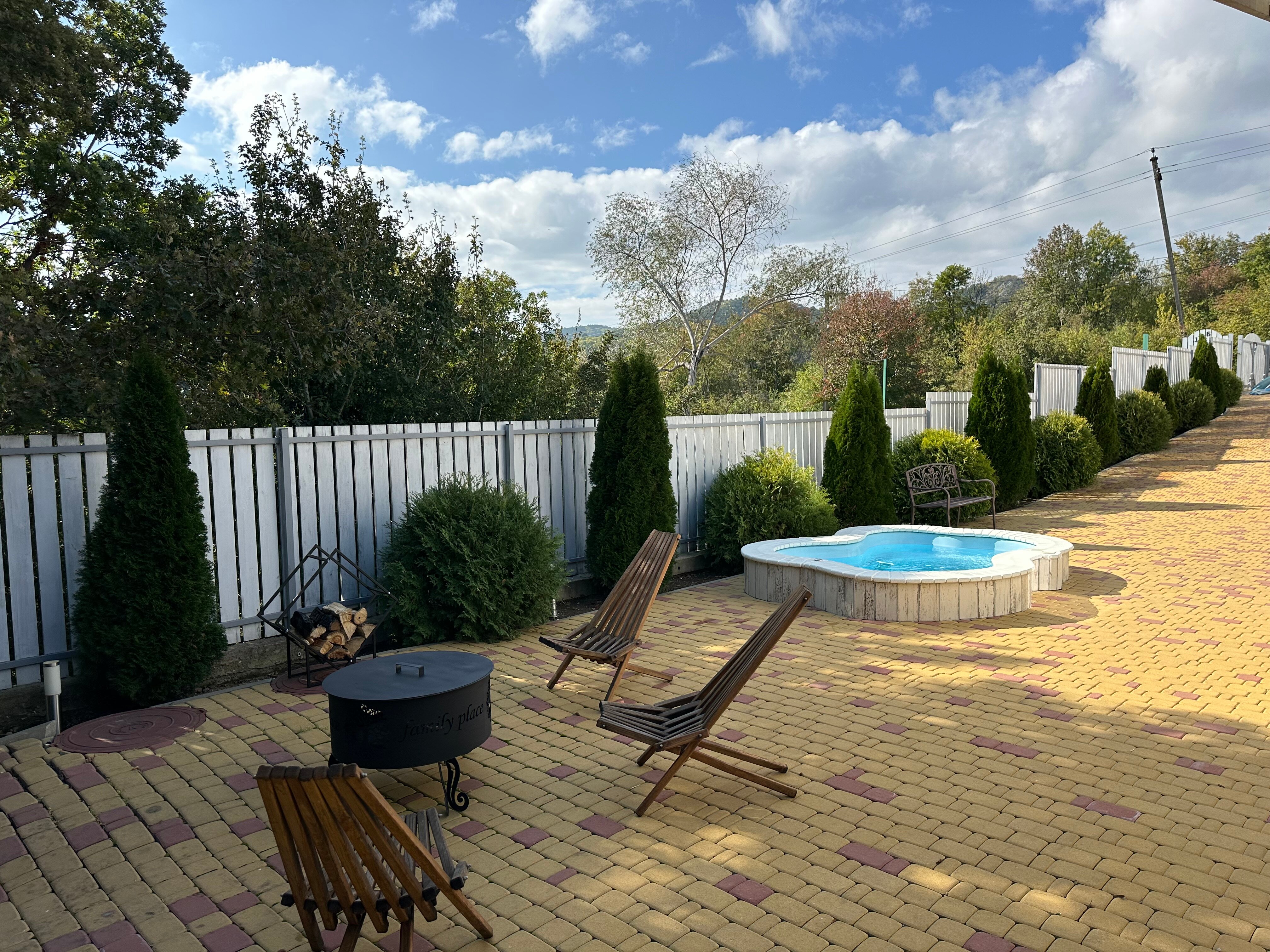 Фото Вилла Фамилия