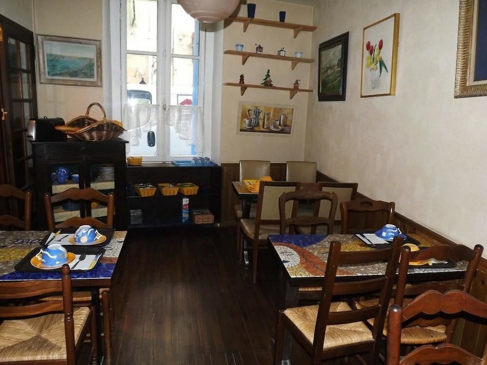 Фото Hôtel Renova