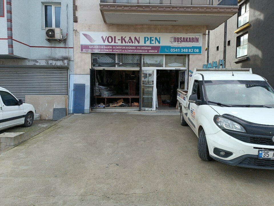 Windows Volkan Pen, Izmir, photo