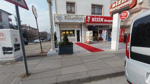 Gülmina Kuyumculuk Fotoğraf 1
