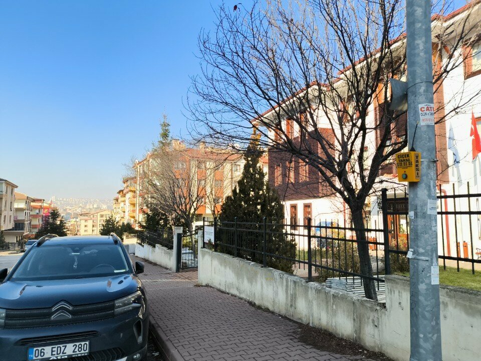 Cultural center Altindag Belediyesi Gunesevler Kadinlar Egitim Kultur Merkezi, Ankara, photo