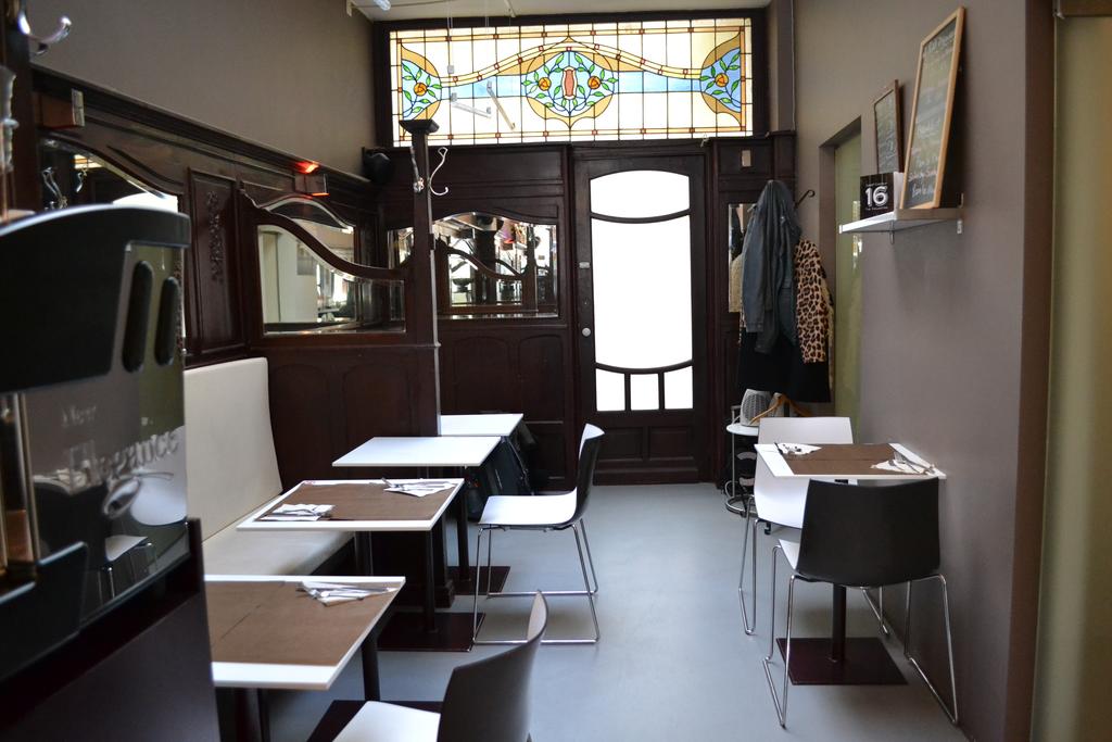 Фото Pacific Café Hotel