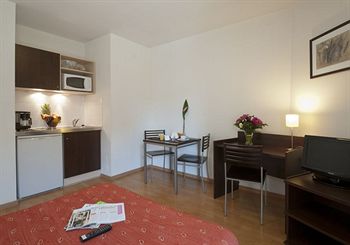 Фото Adagio Access Paris Vanves - Porte de Châtillon