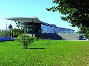 Гостиница Maritim Hotel & Internationales Congress Center Dresden