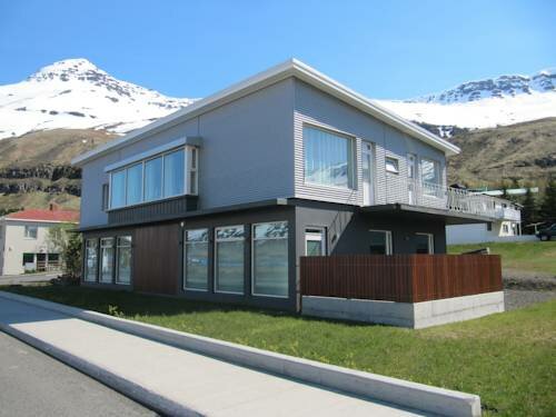 Гостиница Seydisfj& xF6; rdur Apartment в Сейдисфьордюре