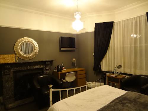 Фото Worth House