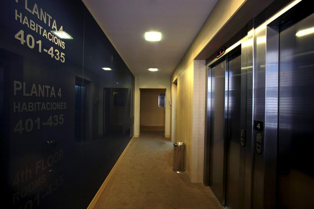 Фото Holiday Inn Express Barcelona City 22@