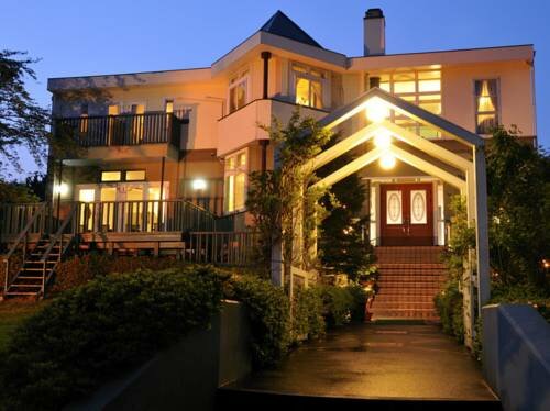 Гостиница Petit Resort Hotel Alcyon в Ито