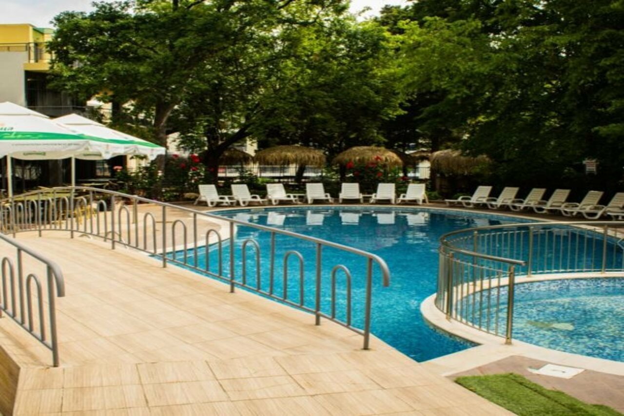 Фото отеля 4