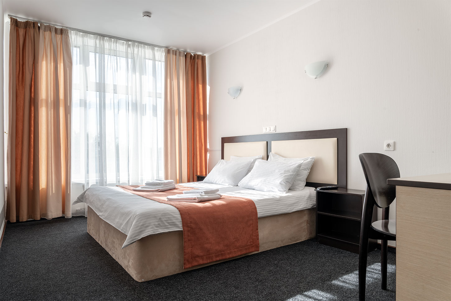 Фото отеля 2