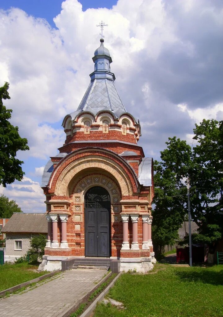 Monument, memorial Часовня-усыпальница Искрицких, Suraj, photo