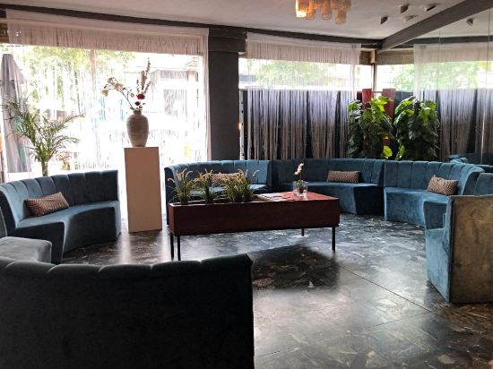 Фото Grand Hotel Central