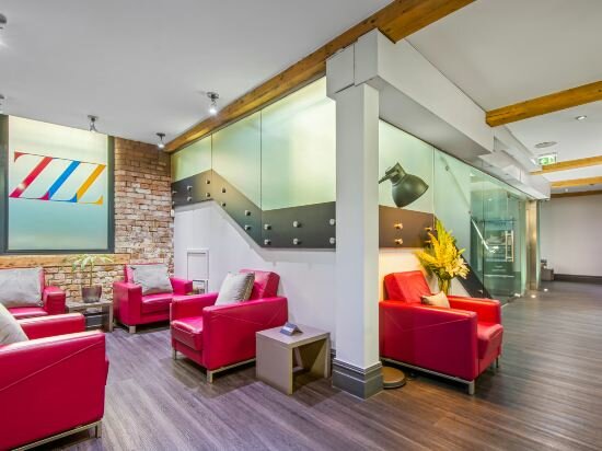 Фото Roomzzz Manchester City