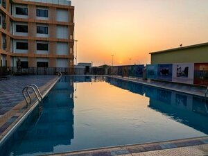 Гостиница Escale International Hotel