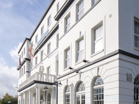 Фото London Croydon Aerodrome Hotel