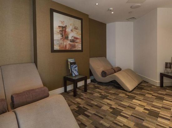 Фото Leonardo Royal Southampton Grand Harbour