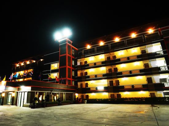 Фото отеля 2