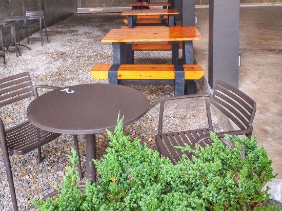 Фото Norn Nee Nor Hostel&Cafe