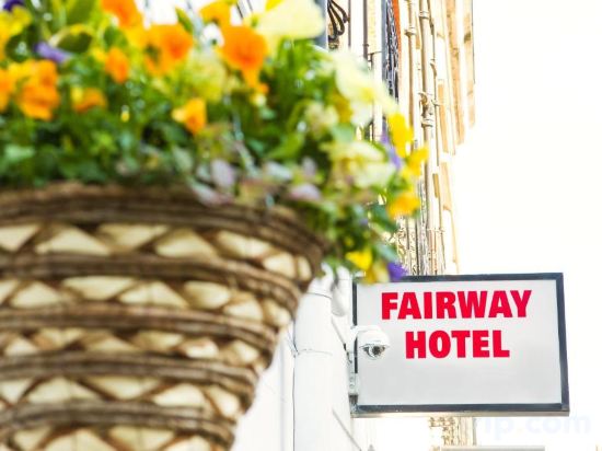 Фото The Fairway Hotel