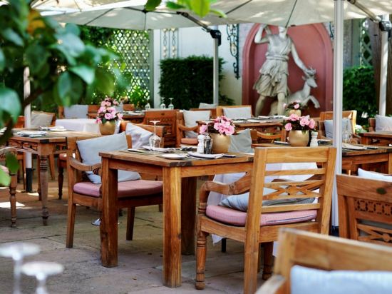 Фото Hotel Restaurant Erbprinz