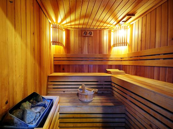 Фото Centre Point Sukhumvit 10