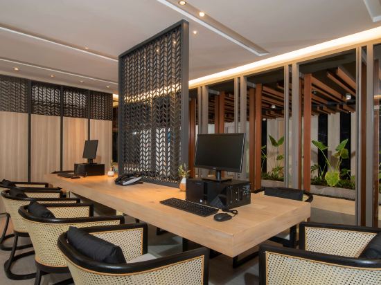 Фото Bayphere Hotel Pattaya