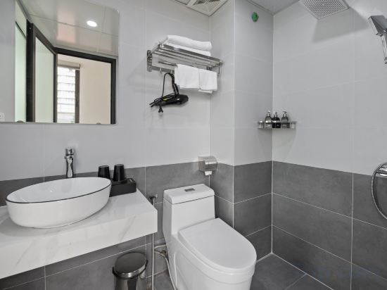 Фото Lakeview Residence Hotel