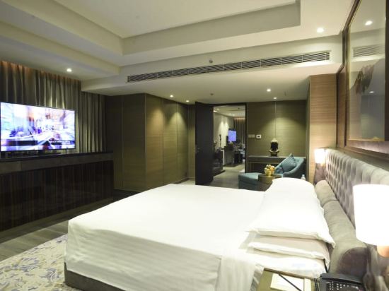 Фото Indore Marriott Hotel