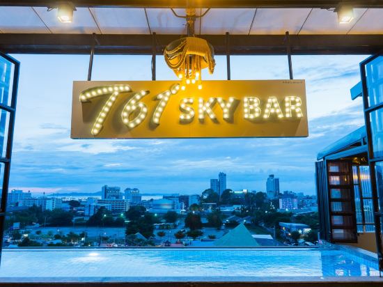 Фото T Pattaya Hotel