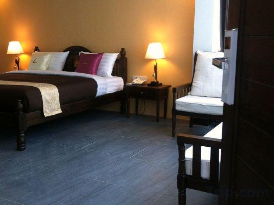 Фото Goldenbell Hotel Chiangmai