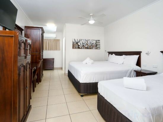 Фото The Marco Polo Hotel