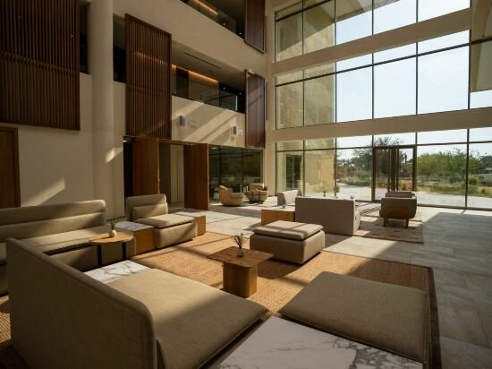 Фото Erth Abu Dhabi