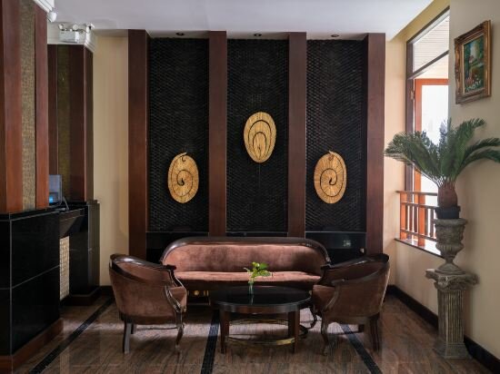 Фото Chateau EN Ville Pattaya