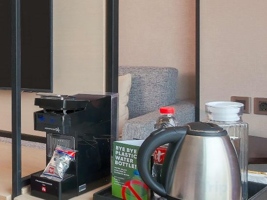 Фото Grand Edge Hotel Semarang