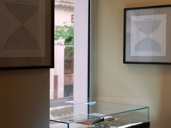 Фото The Hôtel Littéraire Arthur Rimbaud, BW Signature Collection