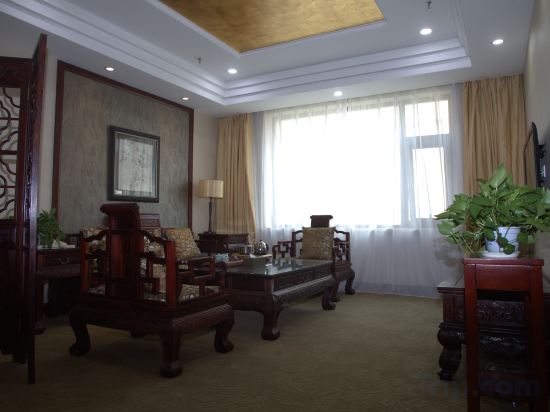 Фото Shuangyang Hotel