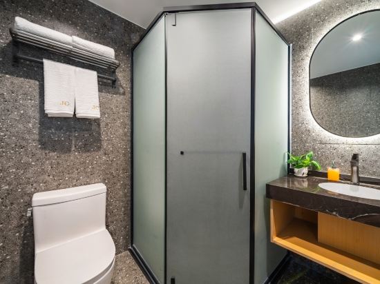 Фото Jinchen Hotel